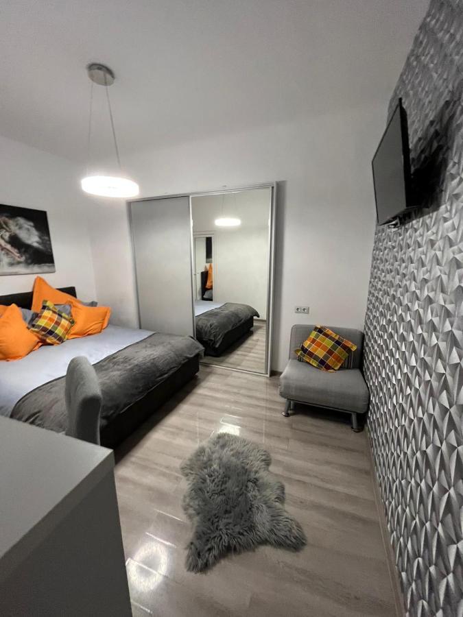 Central Studio Brasov Ngoại thất bức ảnh